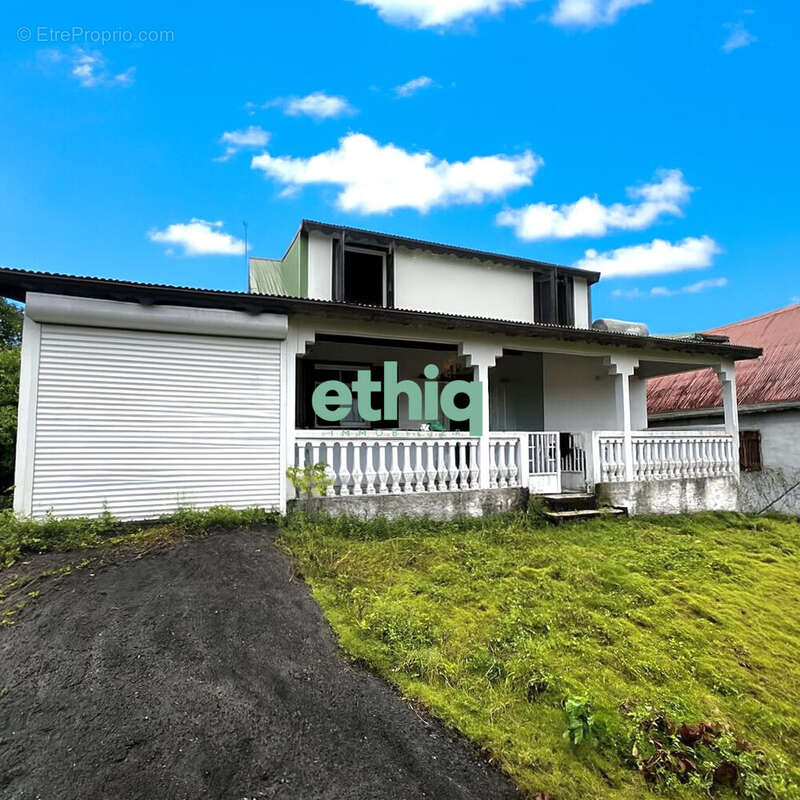 Maison à MORNE-A-L&#039;EAU