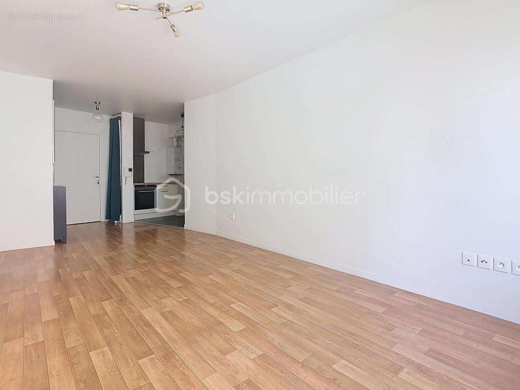 Appartement à TORCY