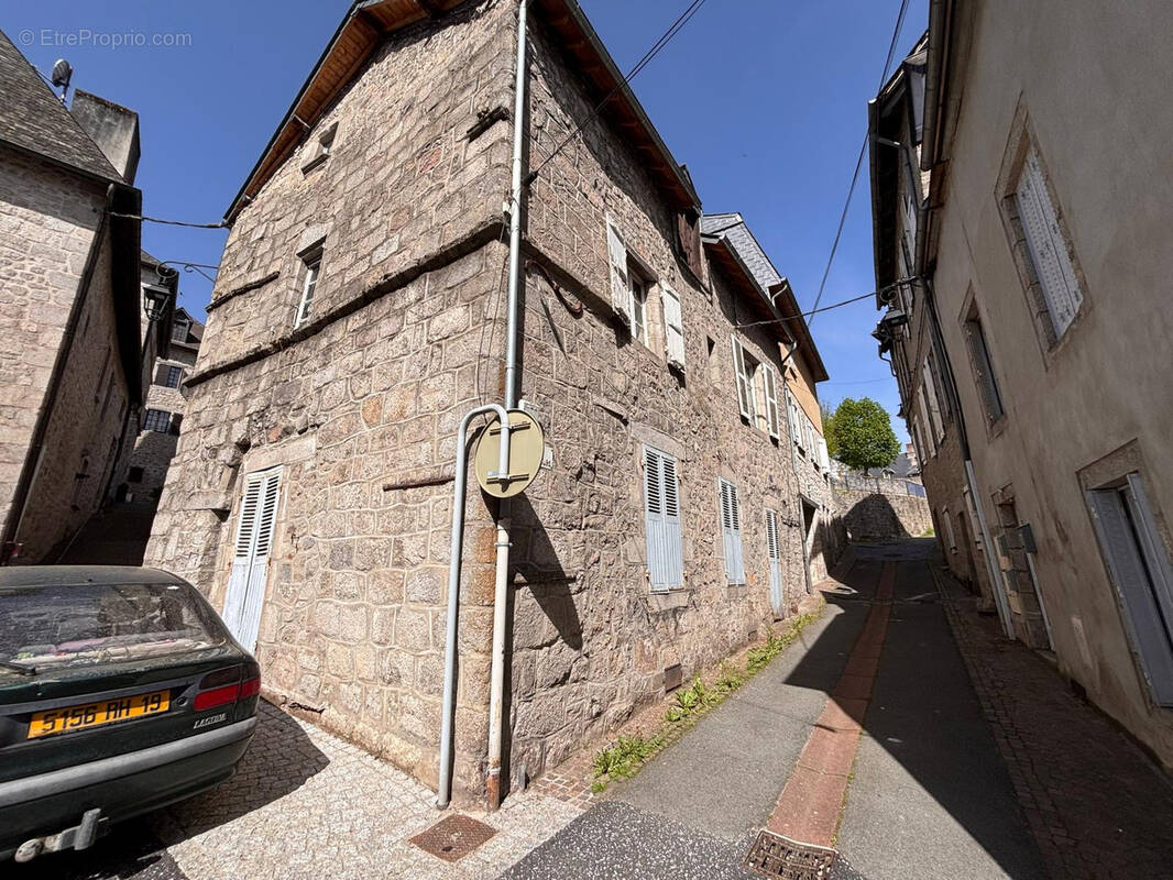 Appartement à USSEL