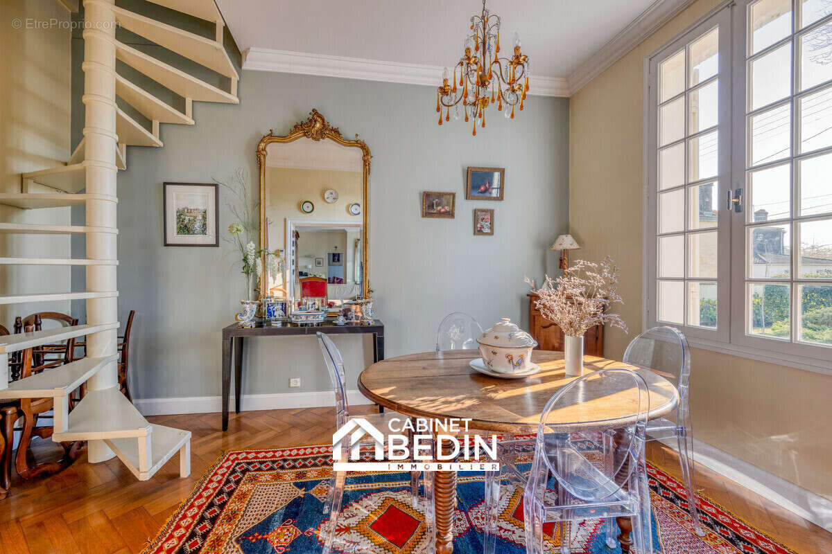 Maison à PESSAC
