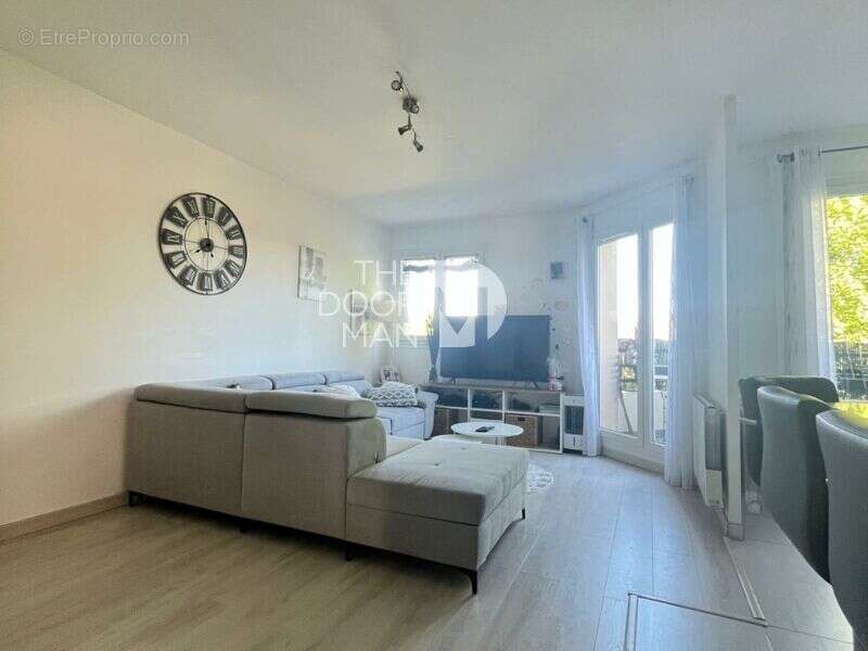 Appartement à LIMOURS
