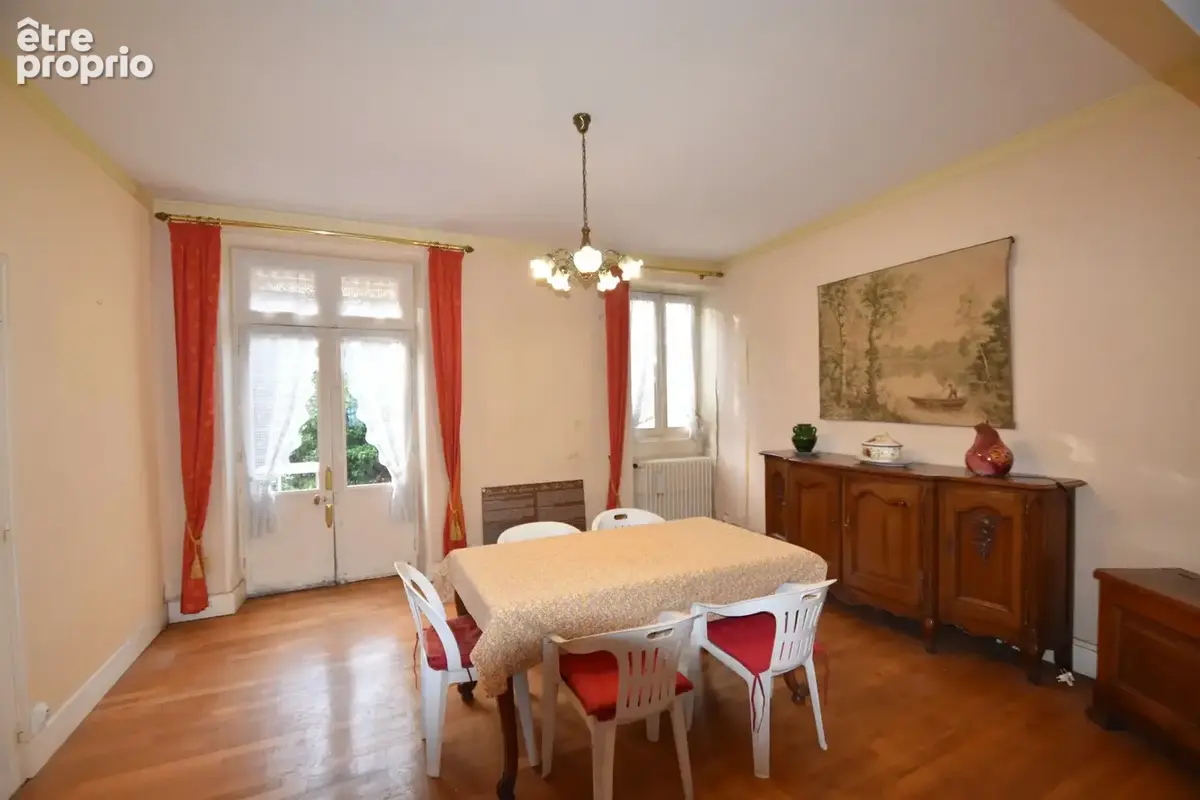 Maison à vendre 7 pièces GENELARD (71) - photo 2