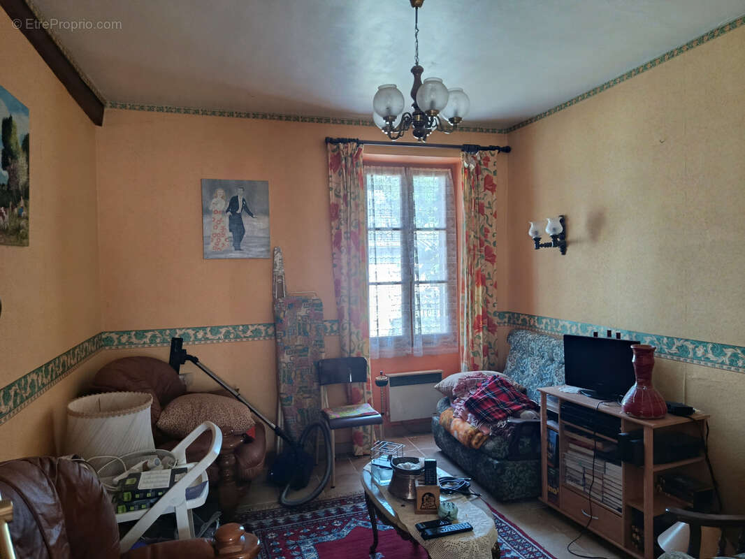 Maison à BENGY-SUR-CRAON