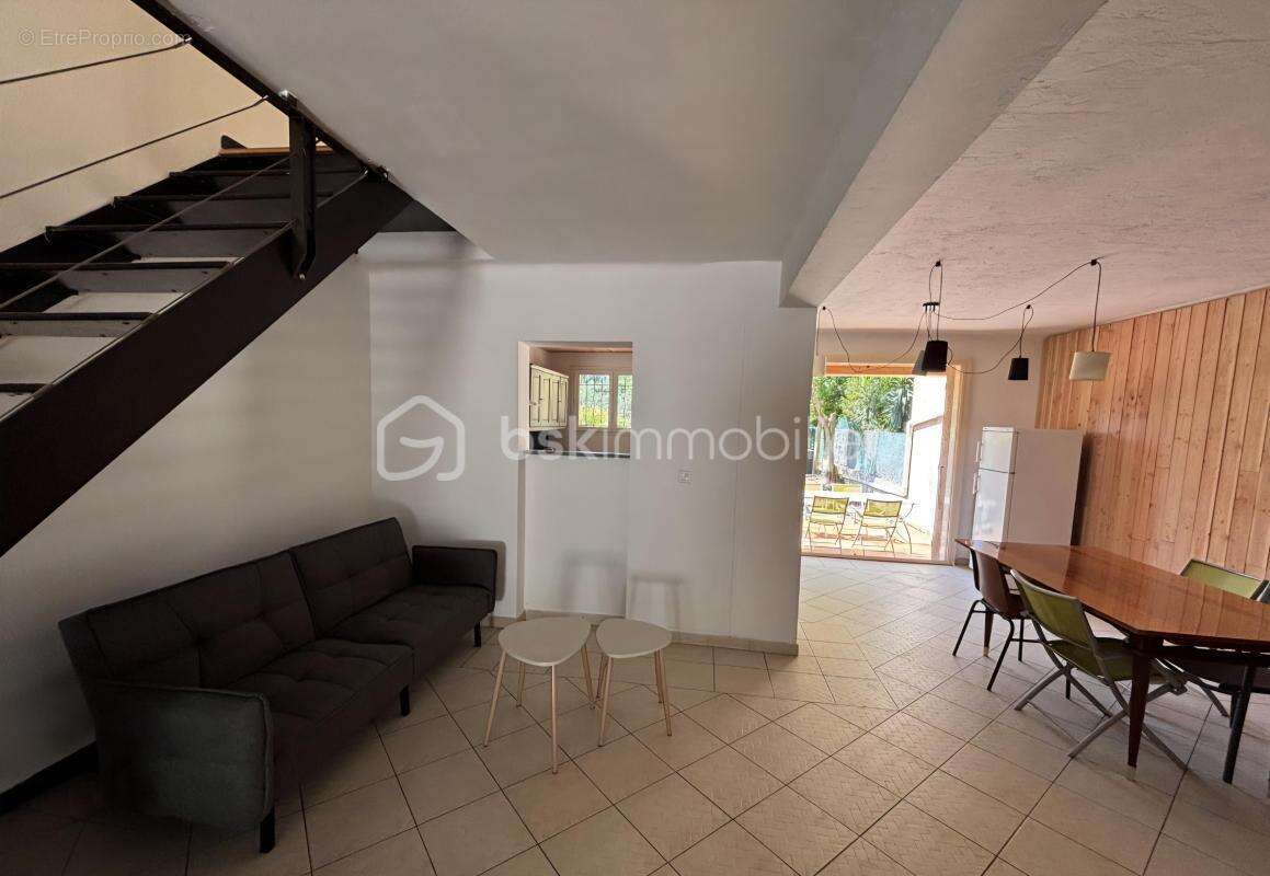 Maison à LE LUC