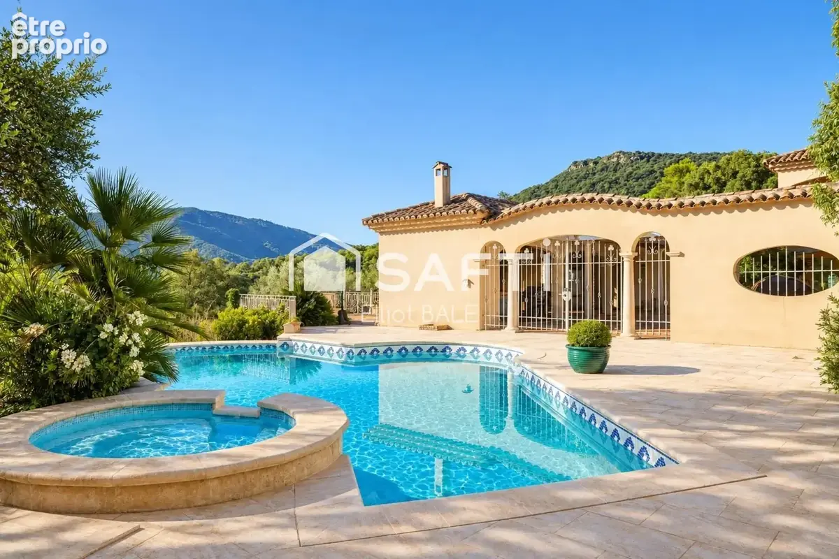 Photo 1 - Maison à LA MOLE