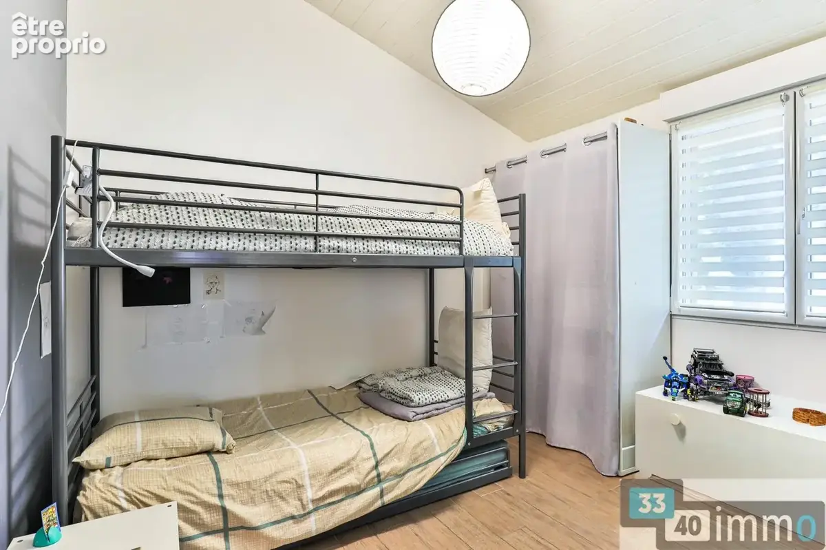 Salles centre - maison 150m2 + grange 100m2 - piscine & jacuzzi - 1800m2 - photo 14