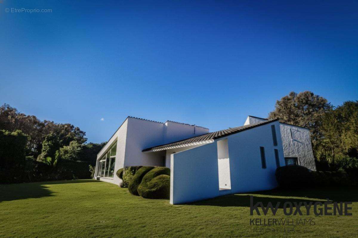 Maison à SAINT-CYPRIEN