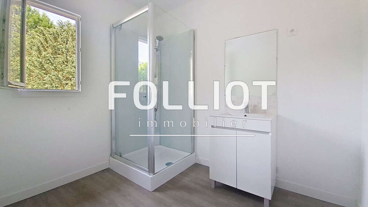 Maison à LA BLOUTIERE