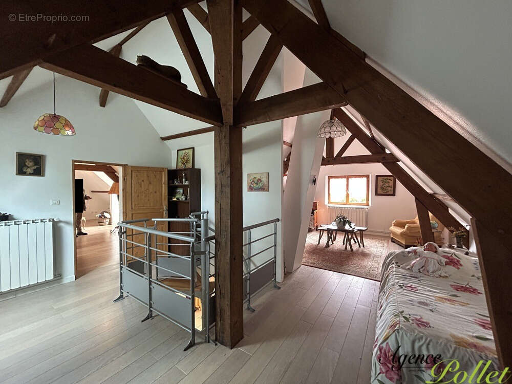 Maison à BRINON-SUR-SAULDRE