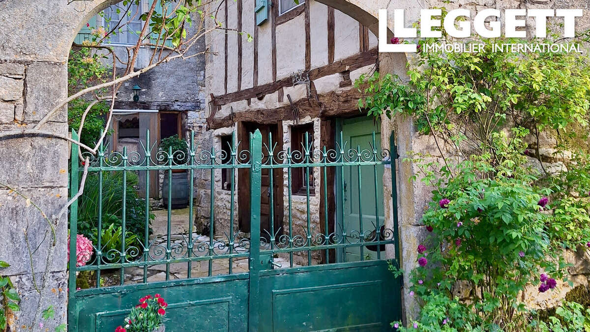 Maison à FRAYSSINET