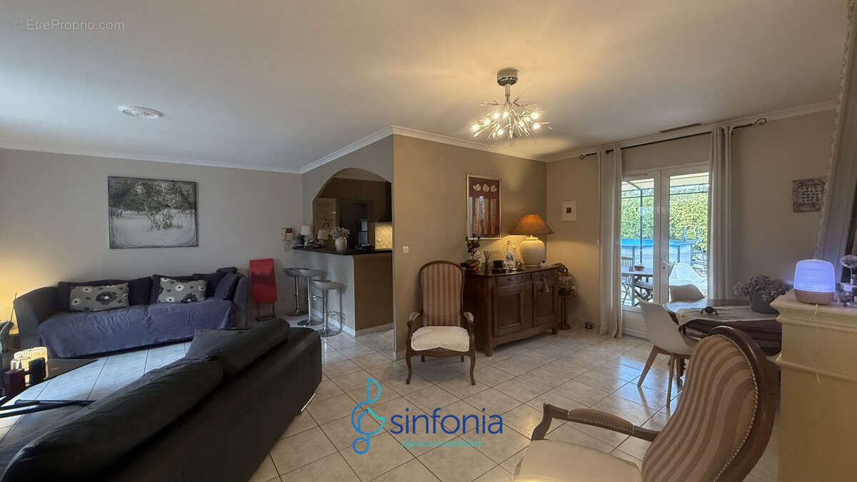 Maison à ARPAILLARGUES-ET-AUREILLAC