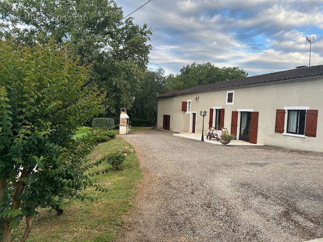 Maison à FUMEL
