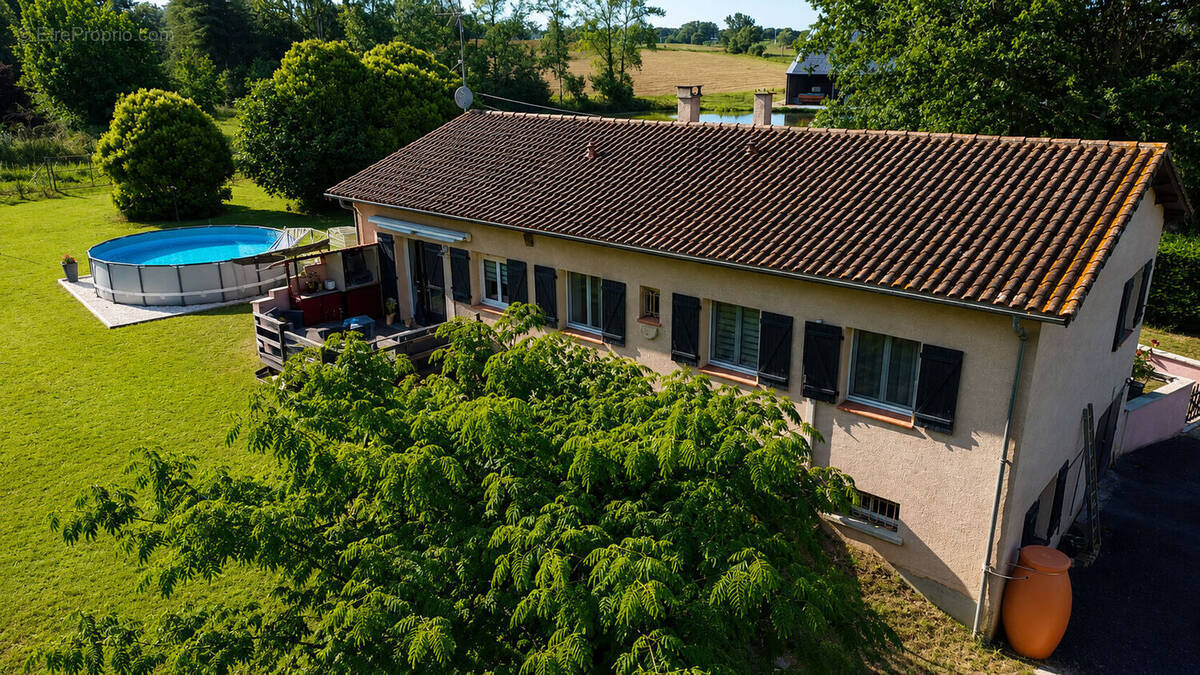 Maison à SAINT-MEDARD