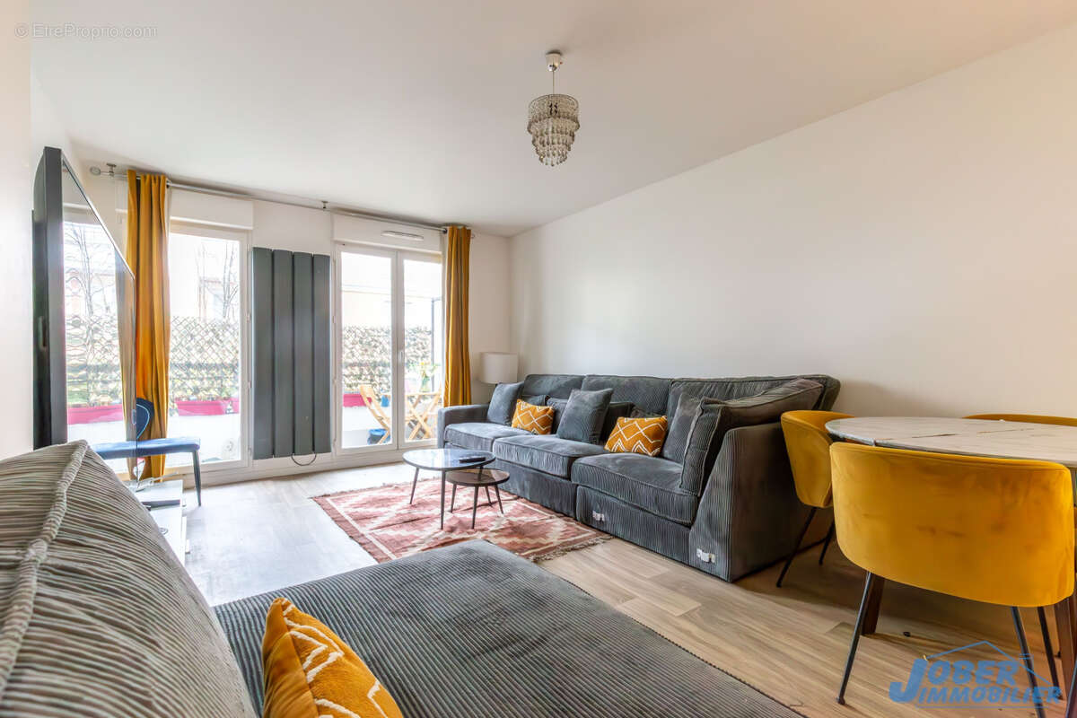 Appartement à NOGENT-SUR-MARNE