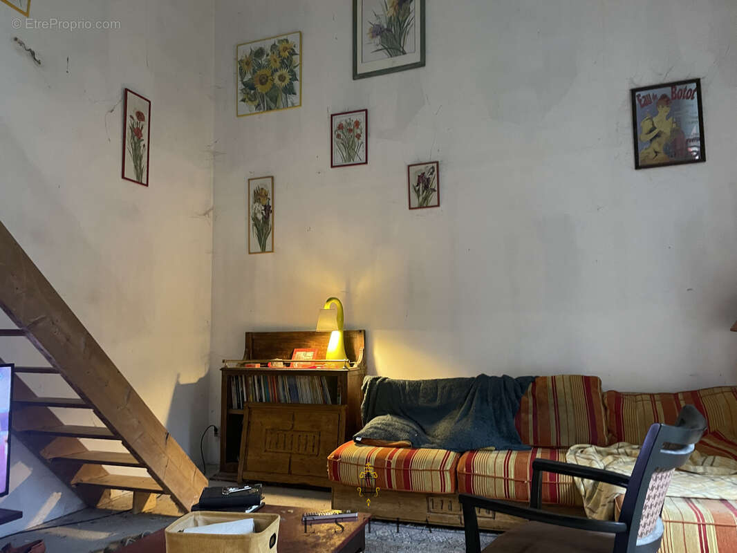Maison à MAGNIERES