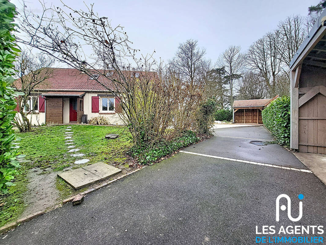 Maison à OUZOUER-LE-MARCHE