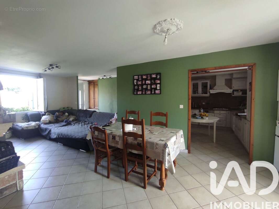 Photo 8 - Maison à CESSOY-EN-MONTOIS