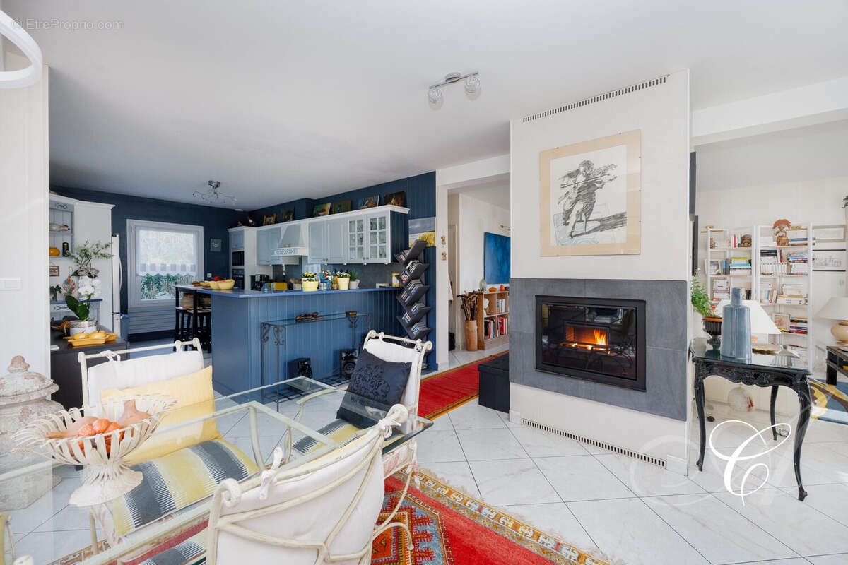 Maison à SAINT-MELOIR-DES-ONDES