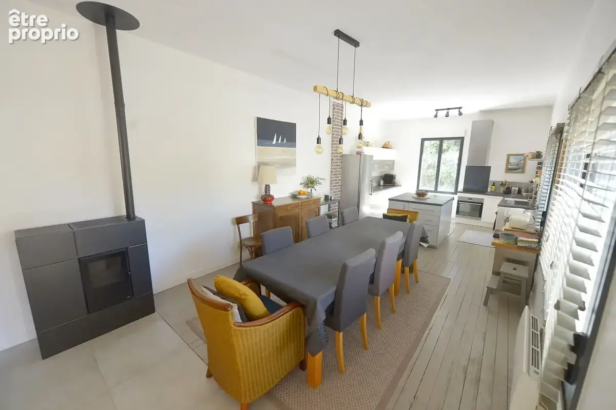 Maison 135 m² à Saint-Georges-De-Didonne  - photo 3