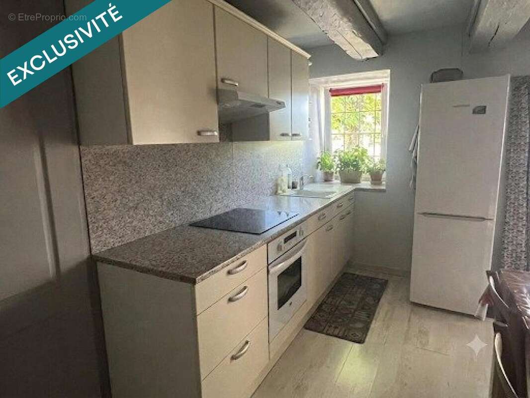 Maison 69 m² à Quins  - photo 4
