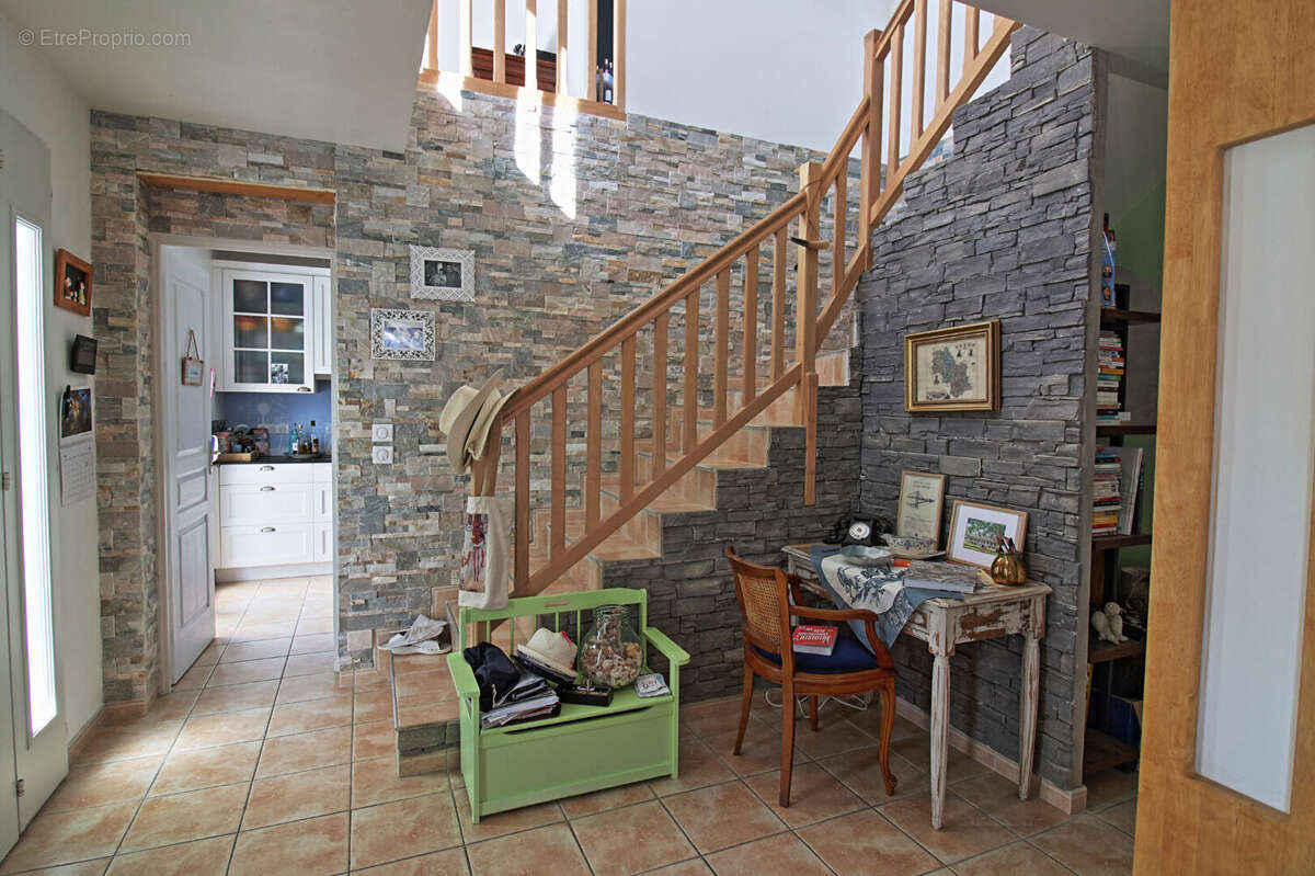 Maison à BELLEGARDE-POUSSIEU