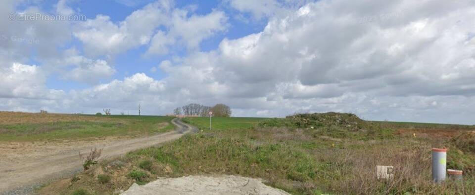 Terrain à MONS-EN-PEVELE