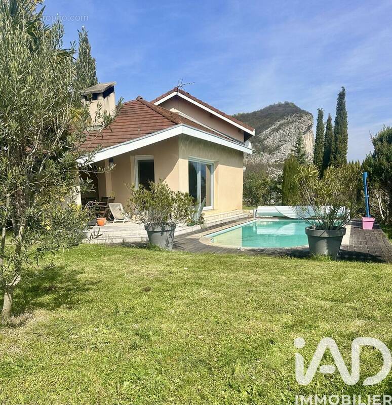 Photo 1 - Maison à CLAIX