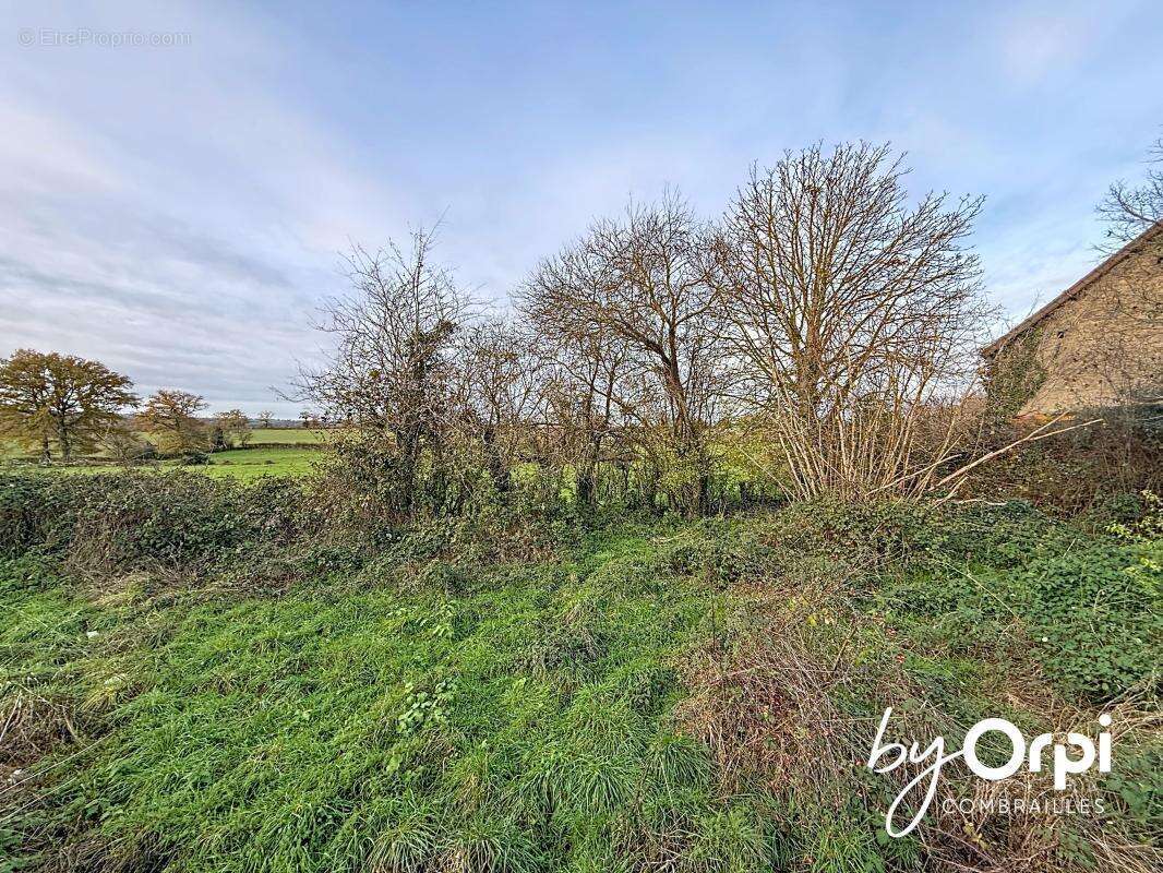 Maison à LOUROUX-DE-BOUBLE