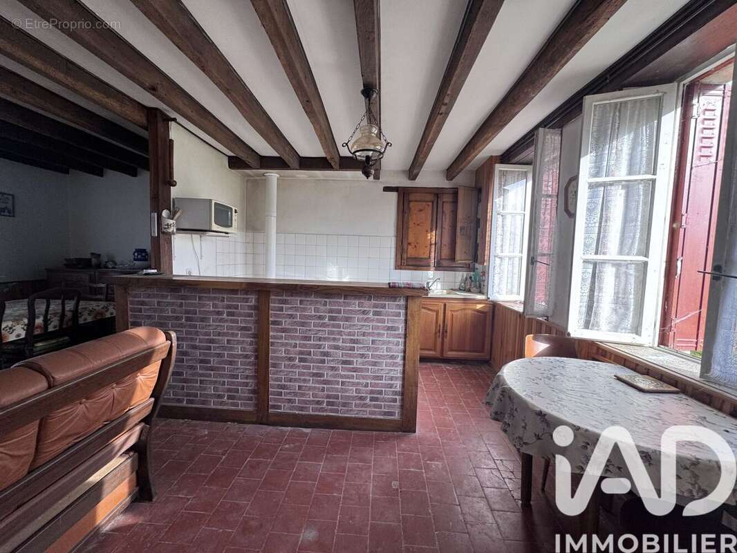 Photo 5 - Maison à SAINT-DENIS-DE-JOUHET