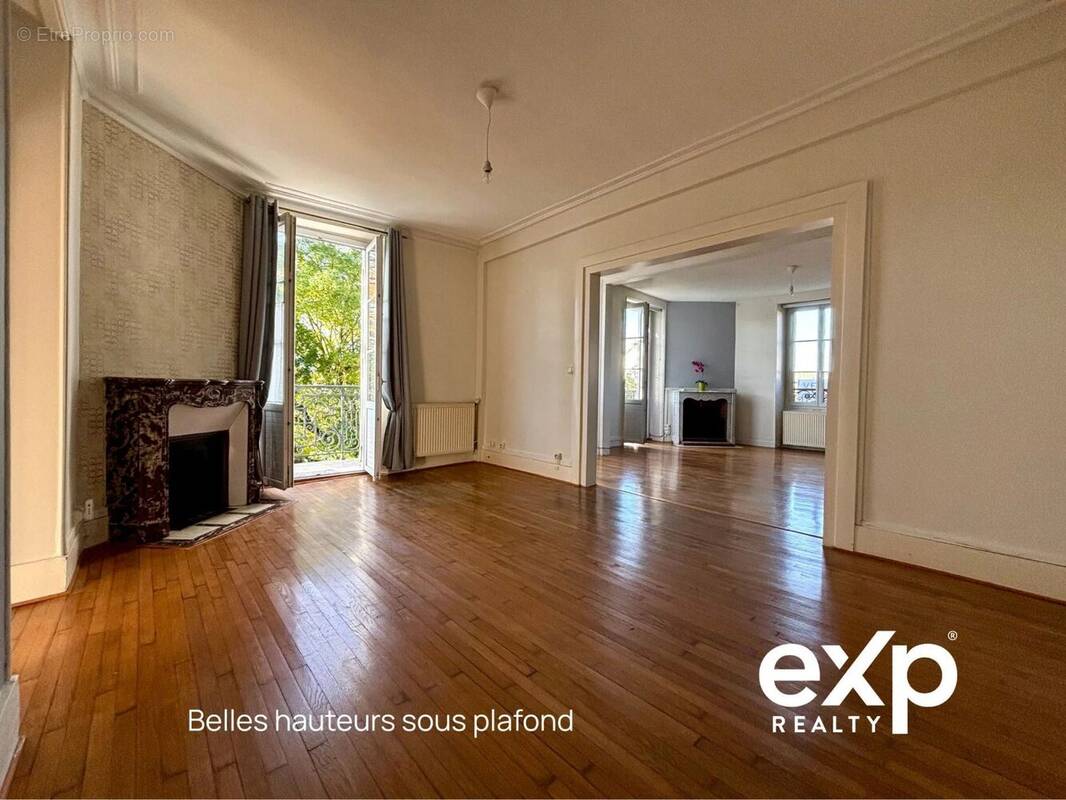 Appartement à COULOMMIERS