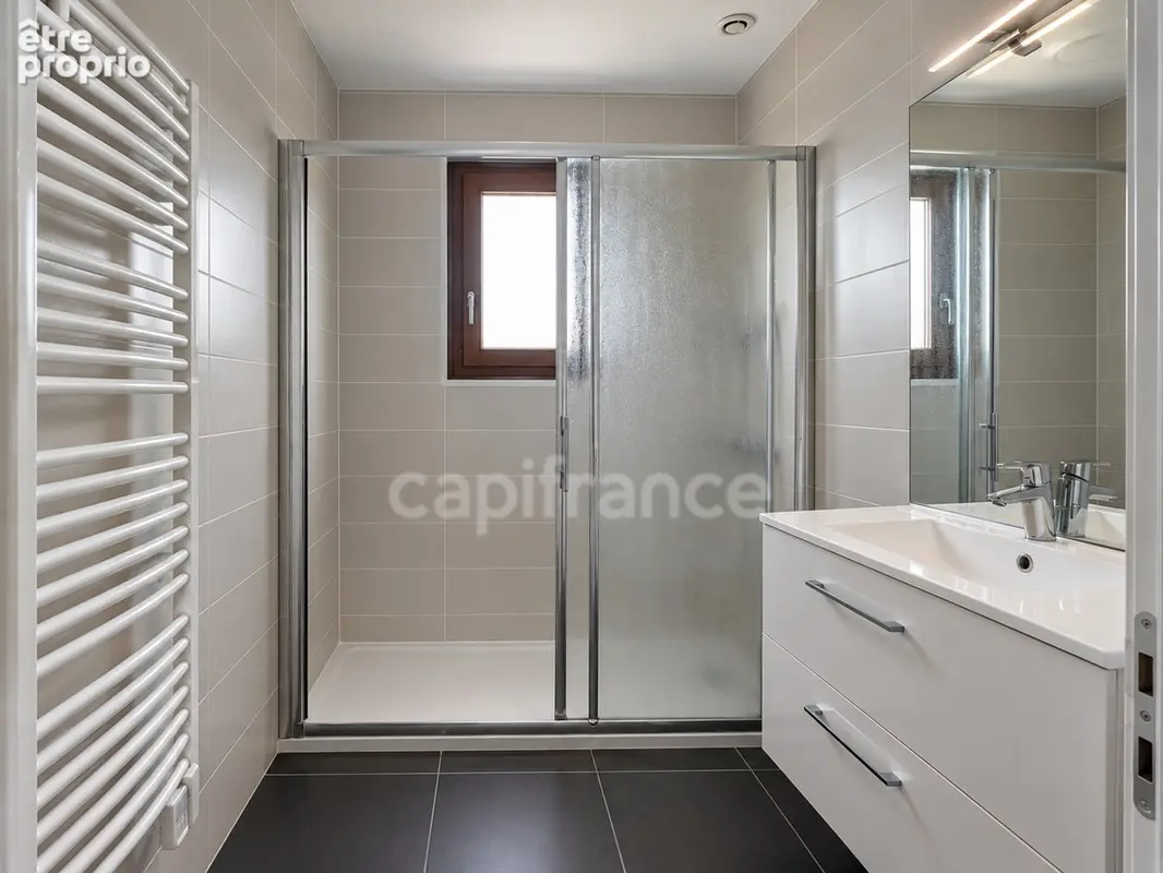 CHUZELLES / LES PINS – Maison familiale 140m2 sur 1 500 m² – - photo 17