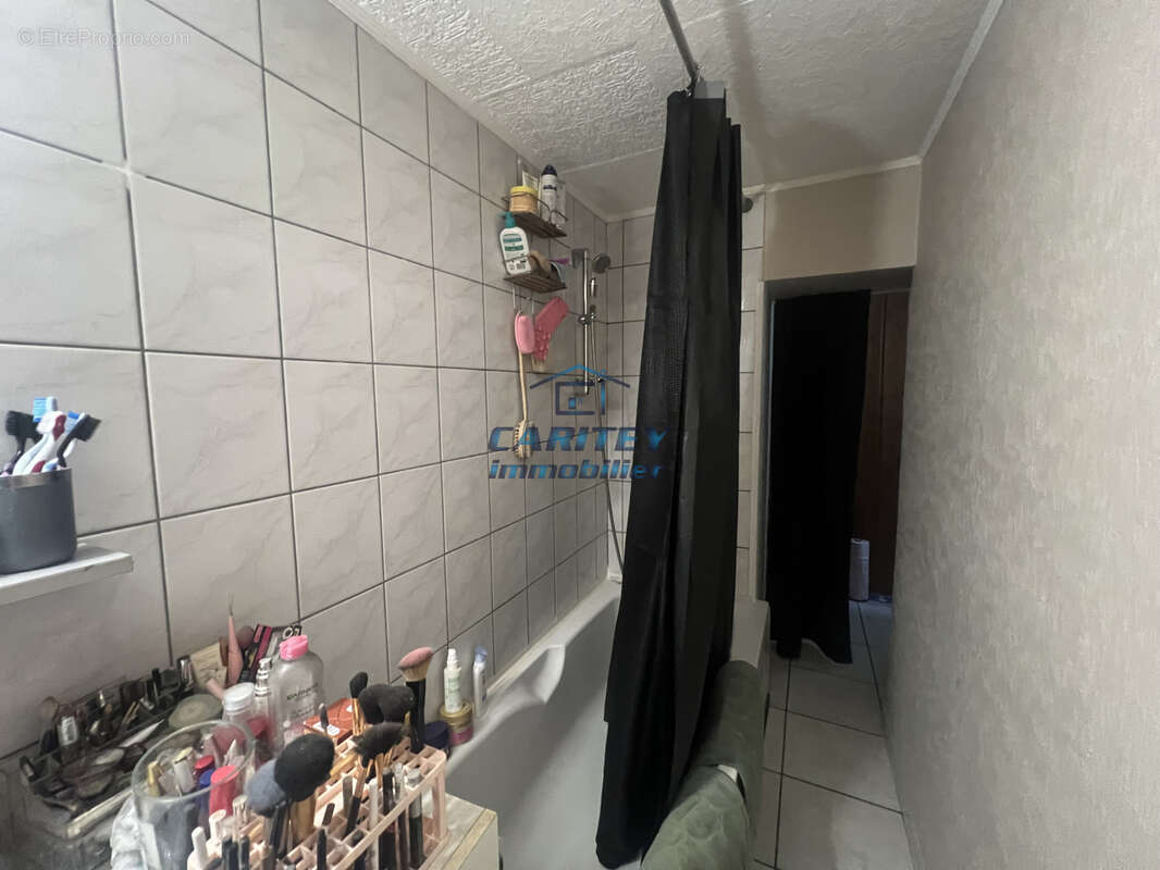Immeuble de rapport - centre ville de LURE (70200) - photo 9