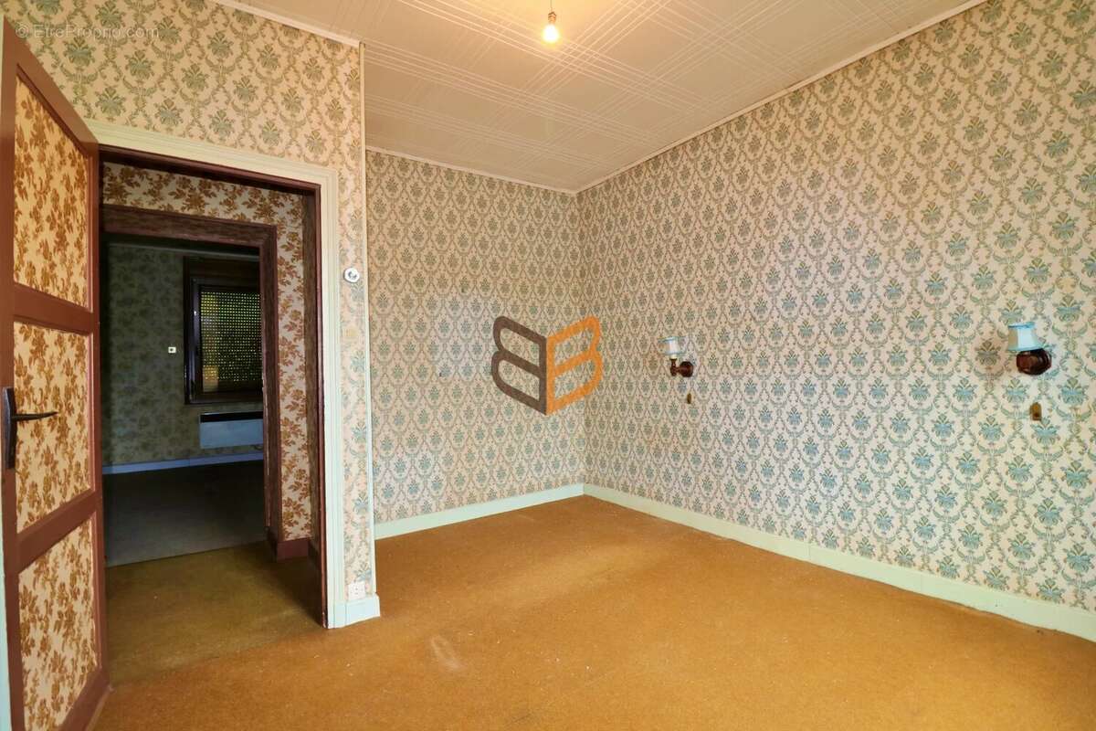 Maison à HUSSIGNY-GODBRANGE