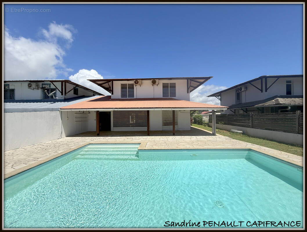 Maison à KOUROU