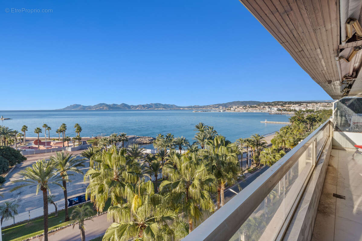 Appartement à CANNES