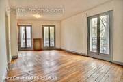 Appartement à PARIS-10E