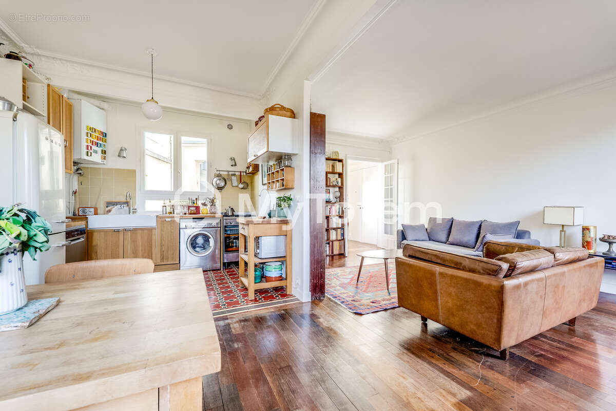 Appartement à PARIS-11E