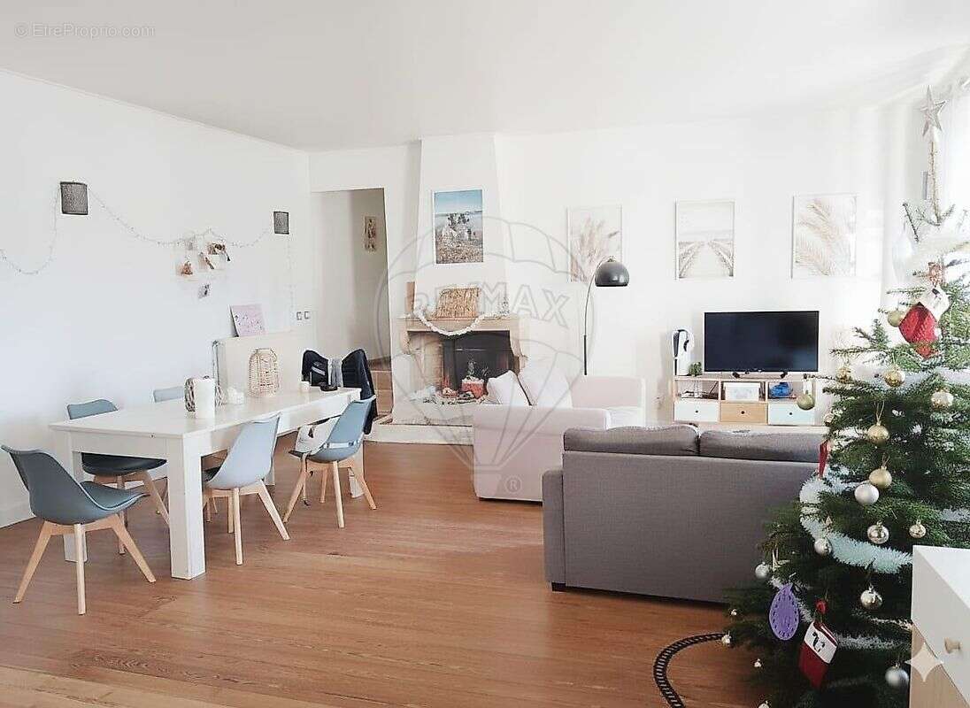 Maison à SALLES-ARBUISSONNAS-EN-BEAUJOLAIS