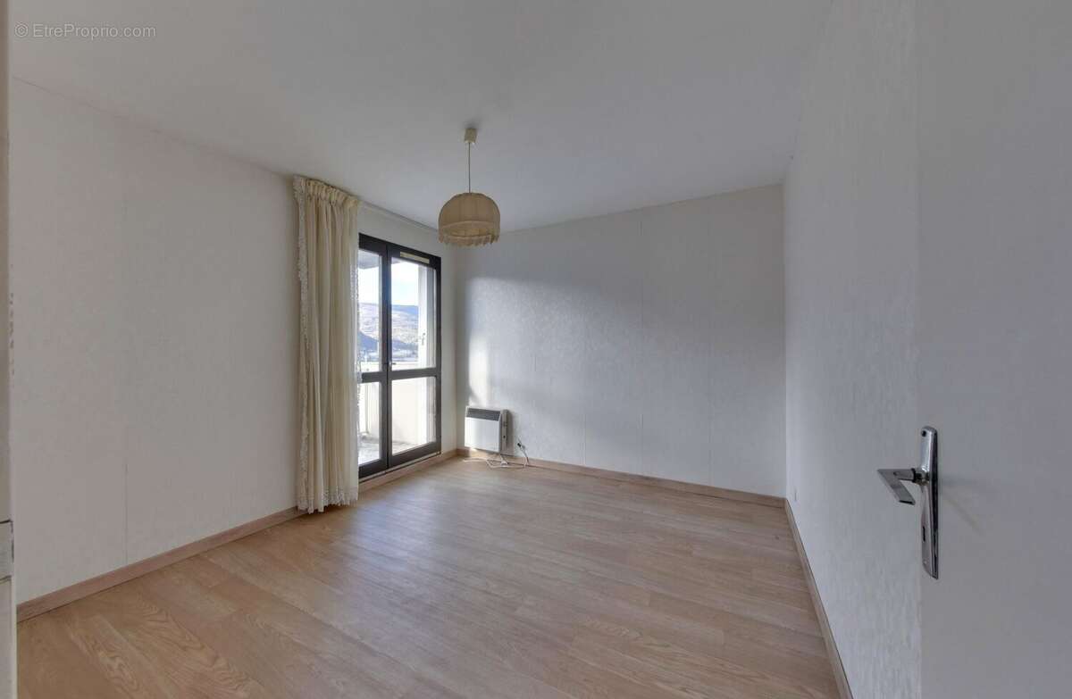 Appartement à ECHIROLLES