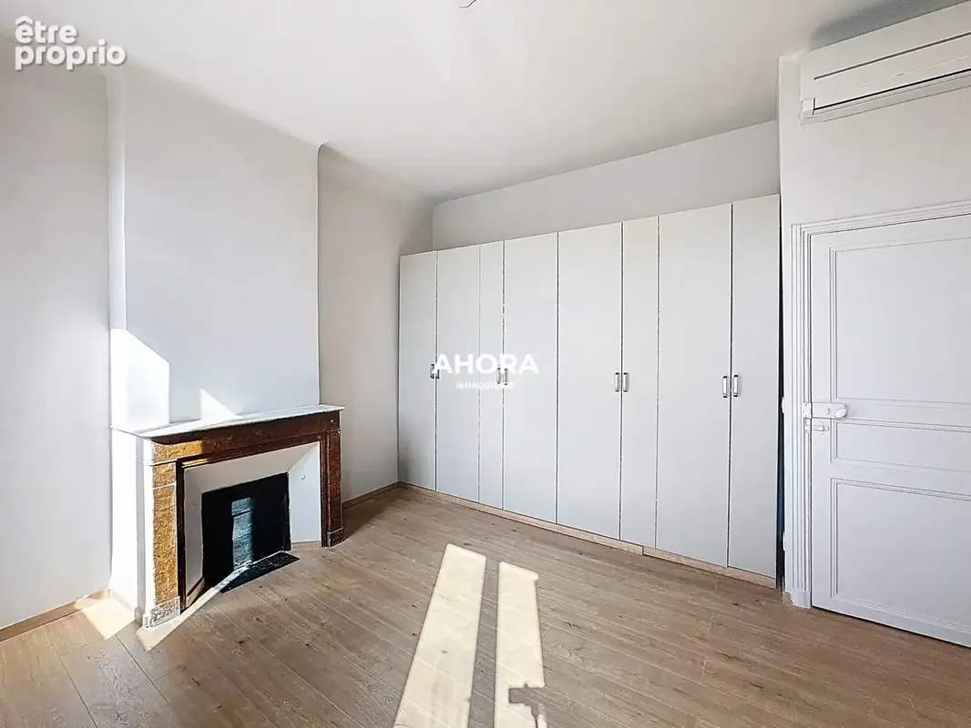 Appartement 58 m² à Marseille-6e  - photo 9