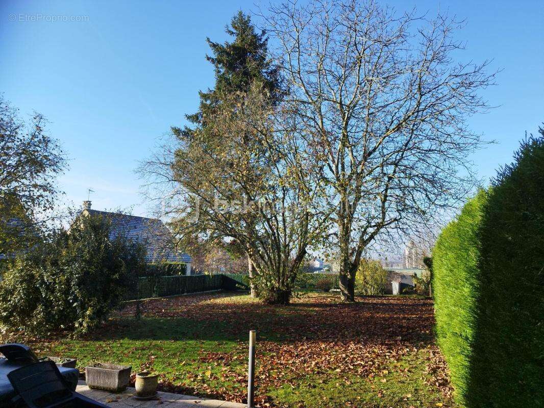 Maison à CLAYE-SOUILLY