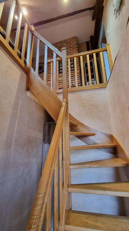 Immeuble de rapport en parfait état 3 lots loués - photo 5