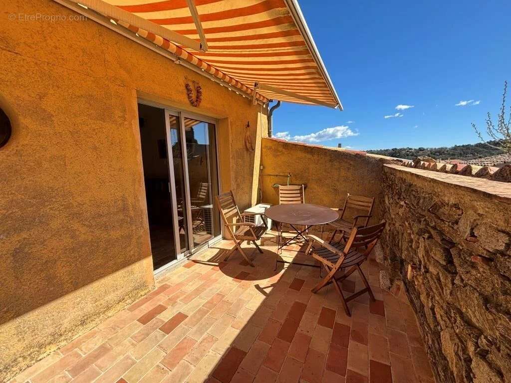 Maison à LA GARDE-FREINET