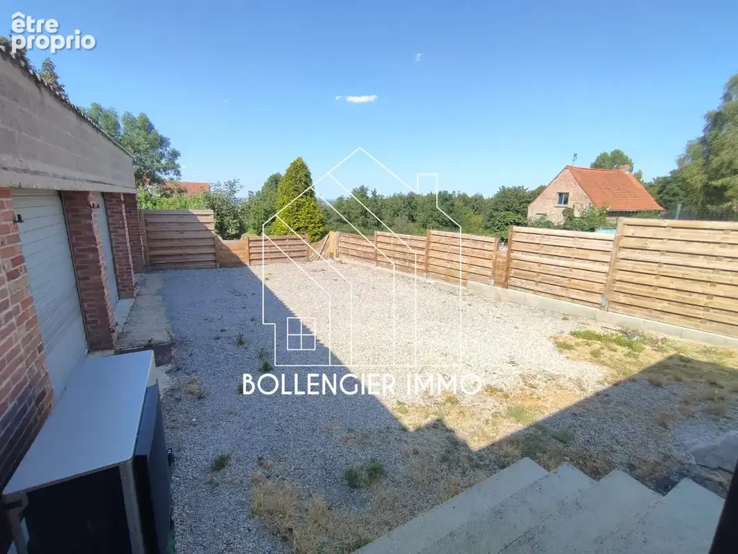 Maison Flamande semi-mitoyenne et ses 3 garages. - photo 23