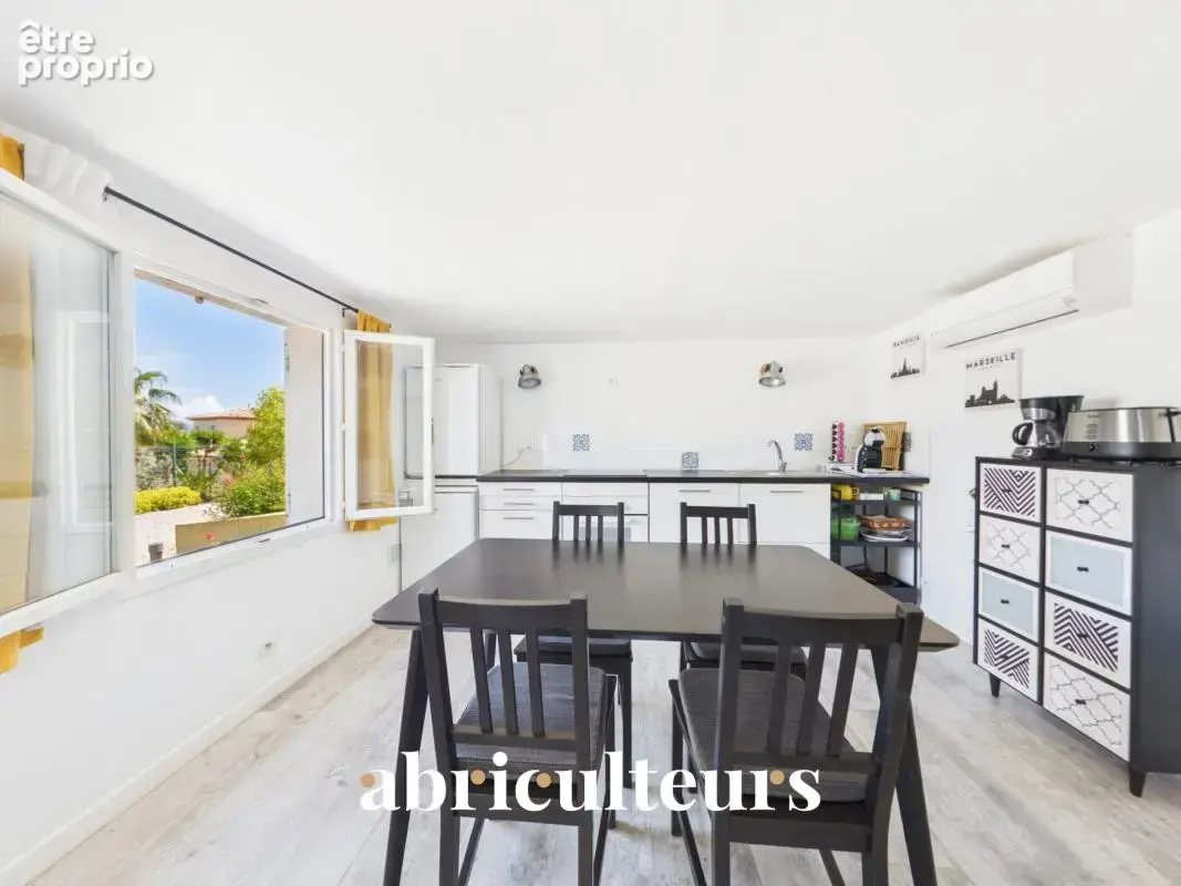 Maison avec jardin, piscine et parking en vente à  Six-Fours-les-Plages (83140) - photo 19