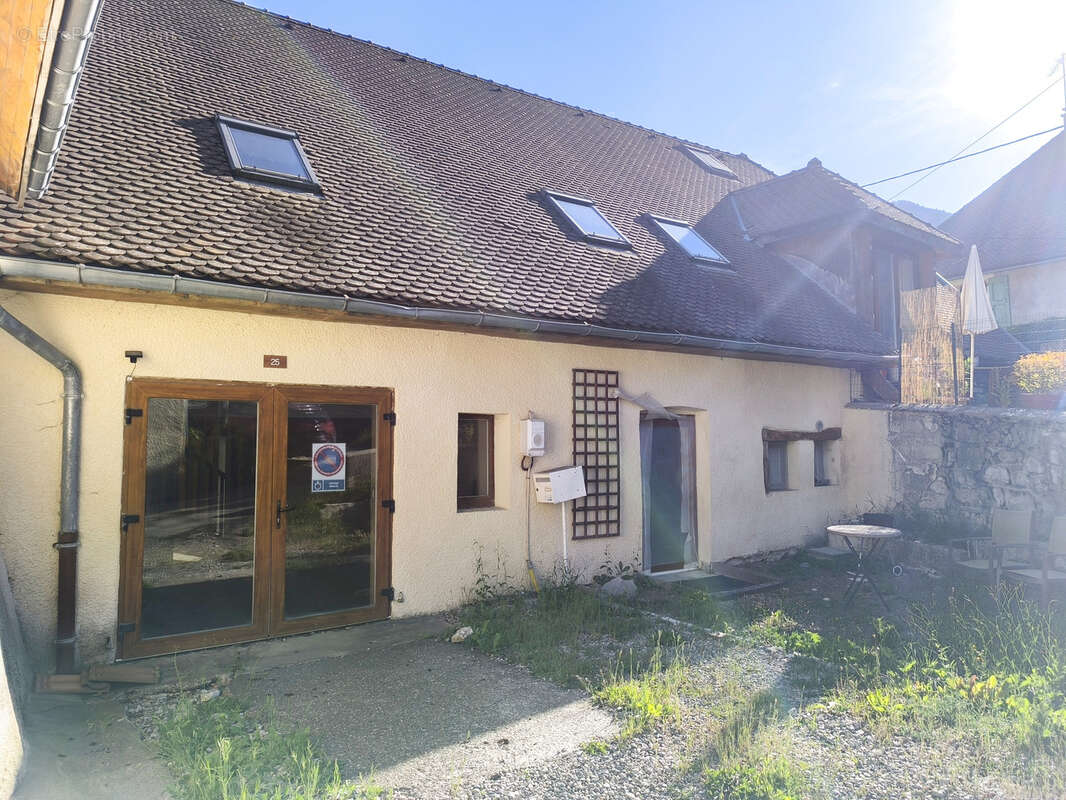 Appartement à CHICHILIANNE
