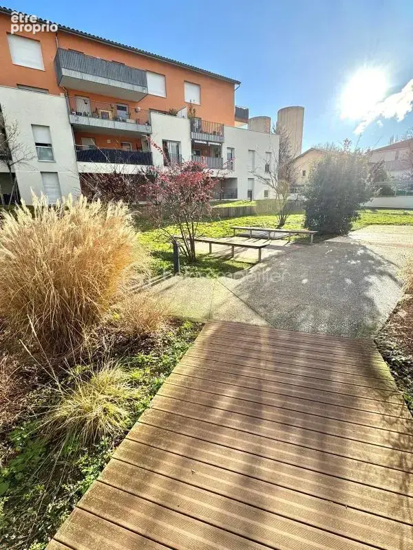 Beau T3 contemporain / Résidence récente - photo 9