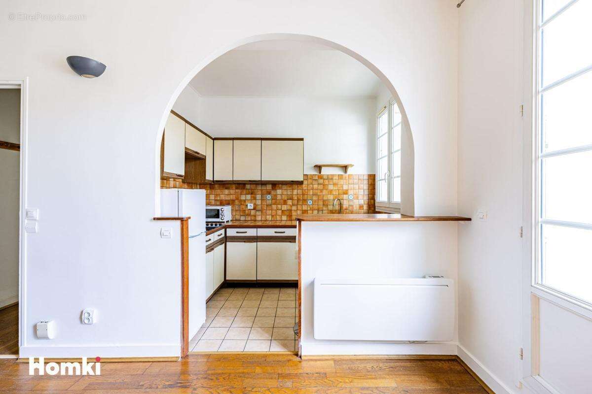 Appartement T2 de 38 m² à Asnières-sur-Seine 92600, Rue Pierre Joigneaux - photo 2