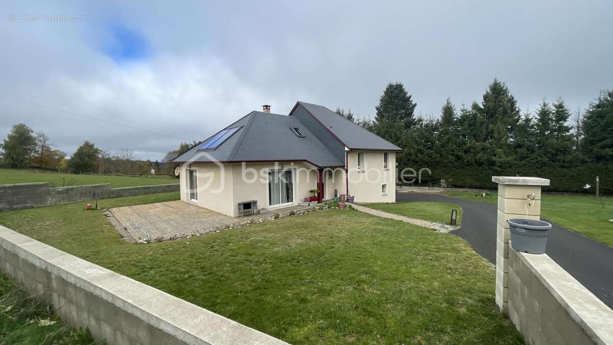 Maison à ALBARET-SAINTE-MARIE