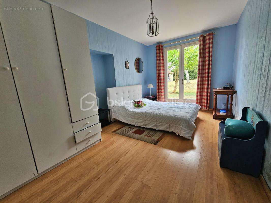 Maison à SAINT-GEIN